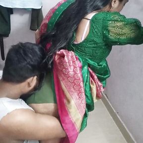 Indian Desi Aishwarya Bhabhi Ki Saari Utha Ke Mast Chudai Kar Panty Pe Sara Maal Nikal Diya. Hugh Kunshot on Her Panties.