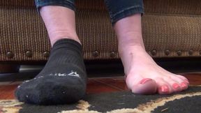 Mandy Crushes Greg And Friends