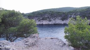 Feet cleaning in public with Mahoganyqen