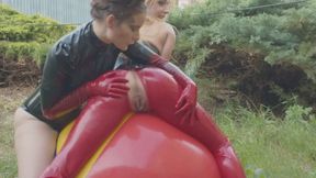 beach ball vs latex girls - mp4 720p