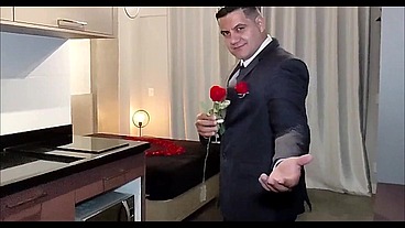 YURI GAÚCHO - VALENTINE'S DAY CUMSHOT