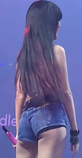 i-dle - Minnie
