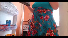 My Stepmom Gets Fucked While Trapped in the Refrigerator