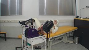 2 sluts - 2 fucking machines