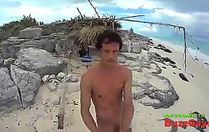 Str8 men jerk off in Cuba beach Playa