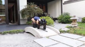 GG71-Asian girls in barefoot swimsuits were tied up and trained like puppies.