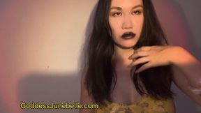 Addicted to my black lips