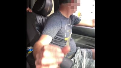 Kinky gay dudes are blowing and jerking off in the car