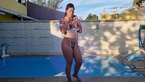 loirinha gravida simplesmente perfeita, com seios enormes naturais e um rabao que vai te deixar maluco dancando e se masturbando !
