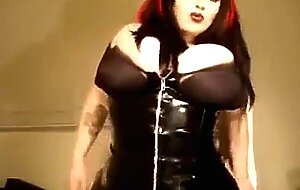 Big-Breasted Gothic BBW on Webcam