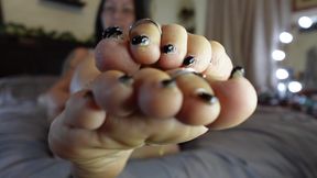 Tiny Toes, Big Cravings