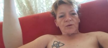 Intense Closeup Fucking a Dildo and Squirting Twice