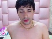 Caras de orgasmo mientras nos masturbamos y saco la lengua