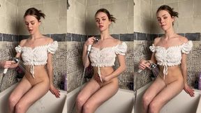 Model video sent by @LysaBliss @Shower Sex and #Teen #Solo #Nude #Brunette xxx gratis | Tik.Porn