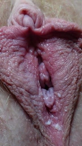 Extreme Closeup Pussy Fingering Masturbation