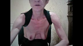 SEXY SMOKING TITS