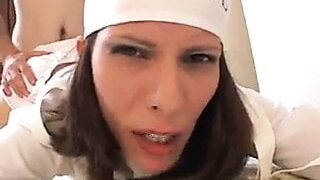 Amateur MILF slet anaal geneukt