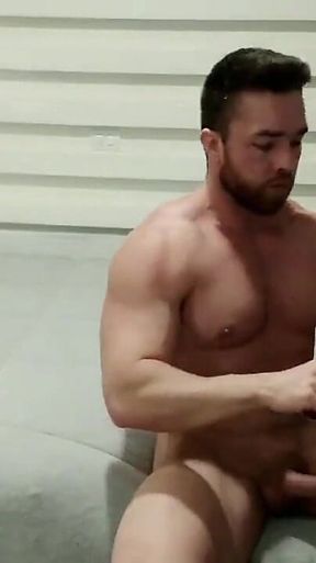 Muscular Blonde Musturbating