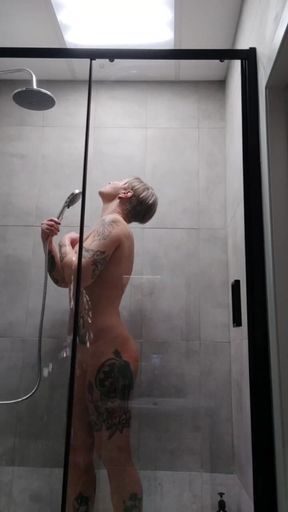 Mistress Takes a Shower