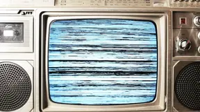 Vintage retro theatre threesome - Lucky guy gets two hot babes