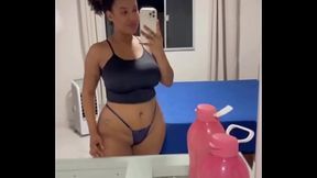 Esta calor ai ? Aqui esta pegando fogo.Is it hot there? It'_s on fire here. #forbiddenpants #fyp #pawg #paag #curves #th...