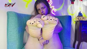 Close up little feet worship wrinkled soles