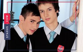 STAXUS : cute, wholesome mates prove to be a pair of cock-lovin&#039;, dick-tootin&#039; fuckers!