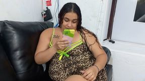 I Get Horny and I Cum All Over My Masseuse's Mouth