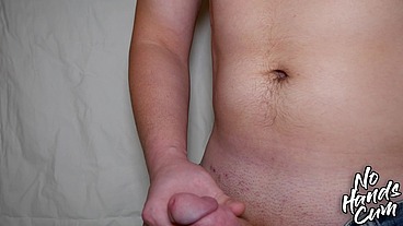 Big Cock Makes A Salute Of Sperm, At The Moment Of Ejaculation The Guy Does Not Use His Hands