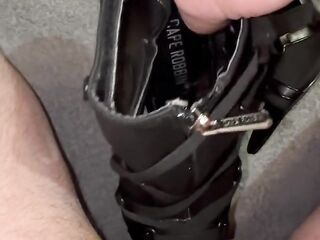Cassandre’s Heels Get A Admirable Screw And Ejaculation
