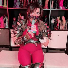 Femboy Taki Cosplayer Sucking on Fantasydildo