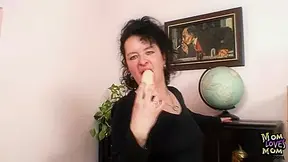 Mature Step mom Hedvika hairy pussy dildo drilling