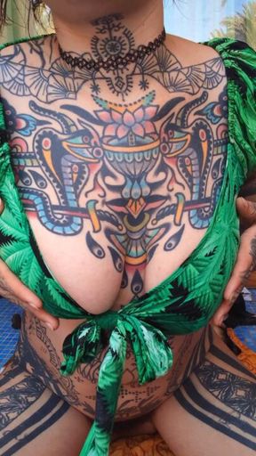green goddess teasing you with big natural boobs + bush