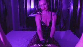 Pegging my slave Pt. 3 of 3