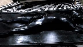 MILKER IN THE LATEX VACBED WITH ANAL STIMULATOR