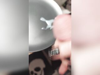 Emo BWC Spunk flow onto plate! Greater quantity on my OF