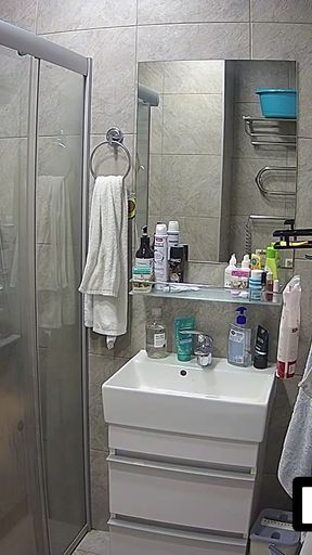 LUUV. Couple Kareflore and Abbadon shower for their reality show   Clip 1