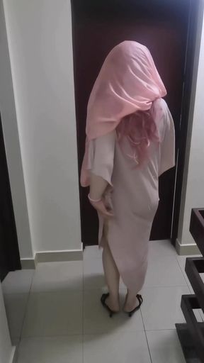Arab Muslimah Sissy became a slut