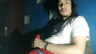 巨大なペニスを持つ年配の素人男たちが自慰行為をした後、お互いの尻を犯し合う