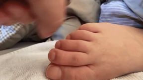 CUMMED TOES - FULL HD