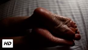 Luna Vale Shiny Oiled Feet JOI - Intimate Foot Focus