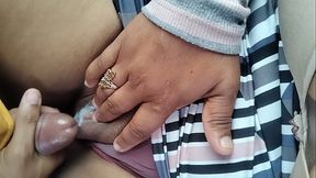 GOZANDO NA BUCETA DA COROA QUE PEDIU CARONA