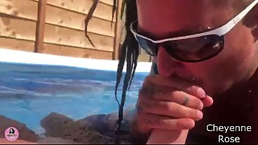 MILF and babe give deepthroat blowjobs in pool