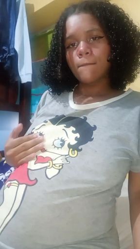 Hot pregnant stepmom masturbates until she squirts