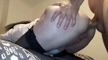 Amateur Slut enjoys Deep Anal Sex