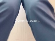 【職場のトイレが使用中でおもらし】#omorashi #peeaccident #desperation wetting #pee desperation