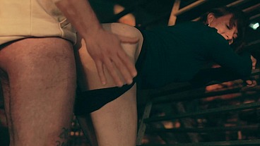 Anal session for a skinny redhead
