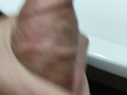 AitorXXL corrida en lavabo.