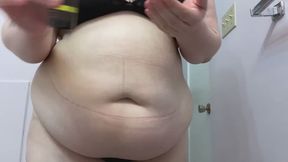 FULL BODY OILING SLOWMO LOTS OF JIGGLING