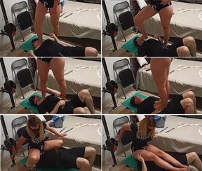 80) Trampling and facesitting without mercy